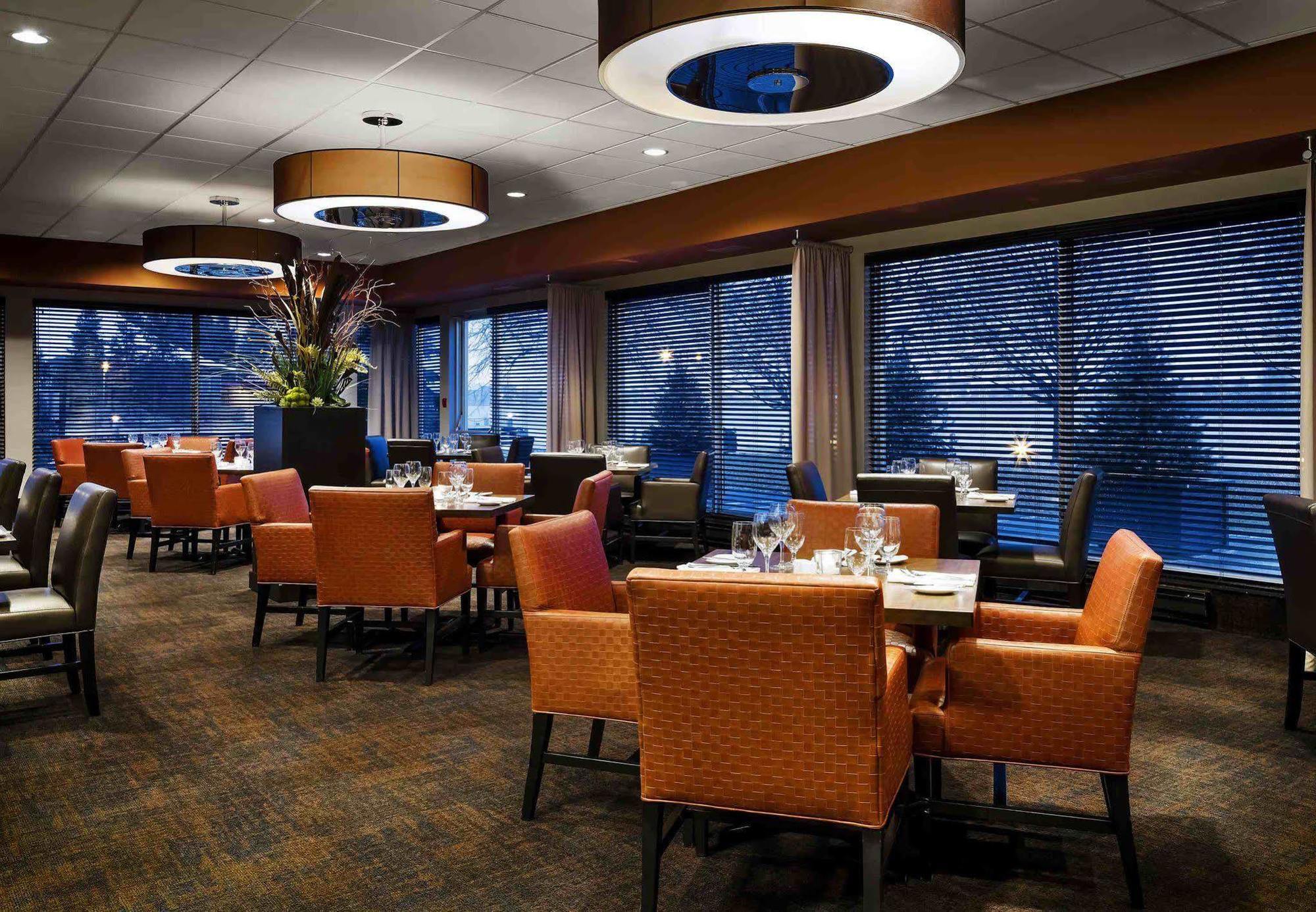Delta Hotels By Marriott Sault Ste. Marie Waterfront Exterior foto